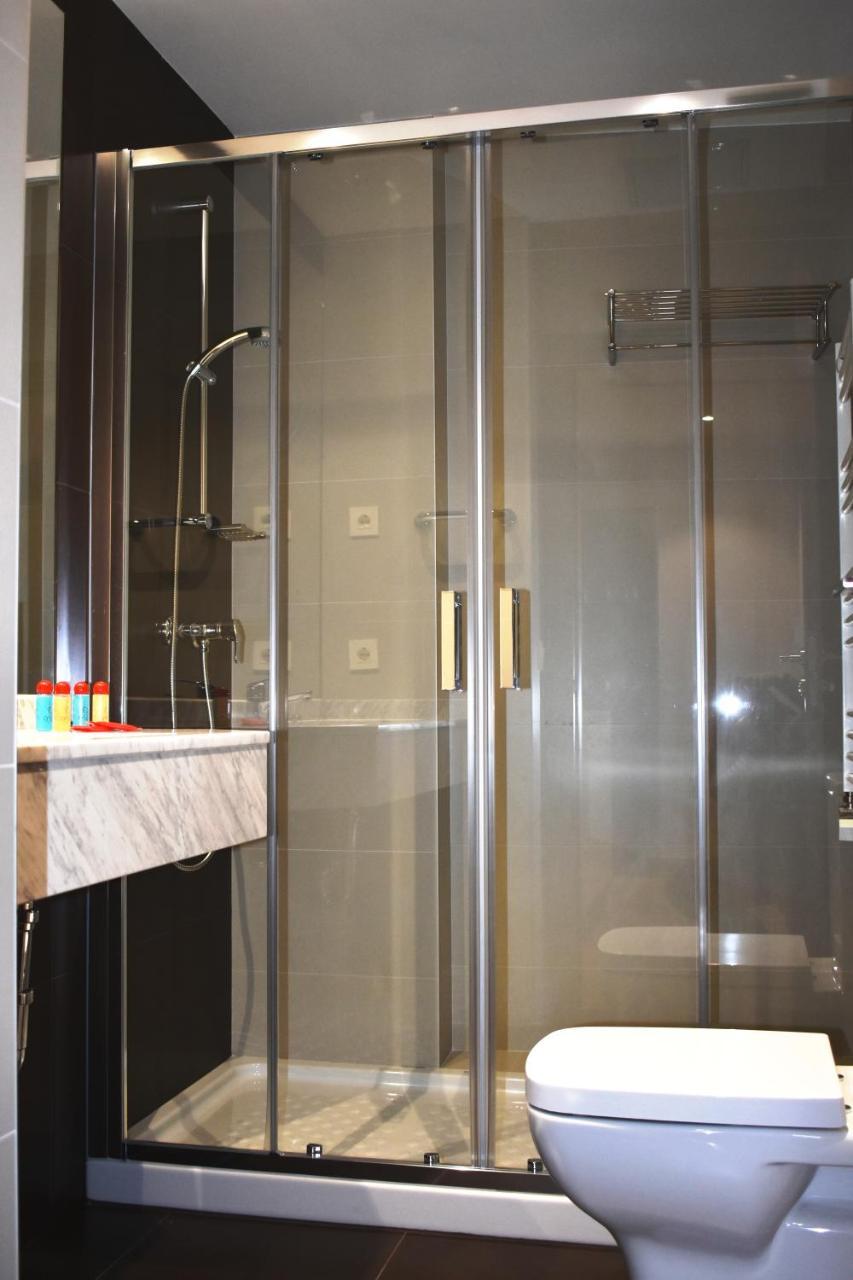 Apartamentos Turisticos Pueri Cantores Burgo エクステリア 写真