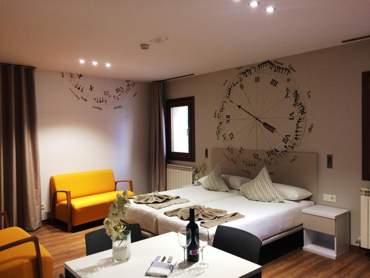 Apartamentos Turisticos Pueri Cantores Burgo エクステリア 写真
